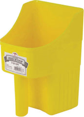 Little Giant® Plastic Enclosed Feed Scoop | Heavy Duty Durable Stackable Feed Scoop with Measure Marks | 3 Quart | Ranchers, Homesteaders and Livestock Farmers |