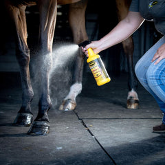 PYRANHA Wipe N' Spray for Horses