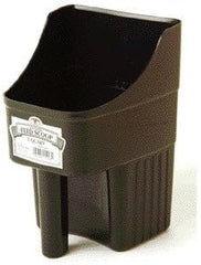 Little Giant® Plastic Enclosed Feed Scoop | Heavy Duty Durable Stackable Feed Scoop with Measure Marks | 3 Quart | Ranchers, Homesteaders and Livestock Farmers |