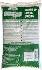 Medina® Growin Green Organic Fertilizer 3-2-3 – 40 lb