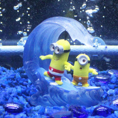 Penn-Plax Minions Officially Licensed Aquarium Ornament – Kevin & Stuart Surfing – Safe for Freshwater and Saltwater Fish Tanks – Small