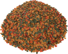 TetraPro Goldfish Crisps Fish Food, enhanced with biotin for optimal health