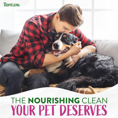 TropiClean Dog Wipes for Paws, Butt, Face, and Body, Anytime Cleaning and Deodorizing Pet Wipes, Safe for Licking, Berry Scent, Cat Safe 100 count
