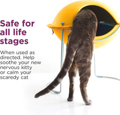 Comfort Zone Cat Calming Pheromone Spray: Travel Size (2 oz); Proven to Reduce Destructive Scratching, Urine Marking, and Stress