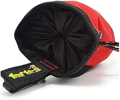 Chuckit! Treat Tote Dog Treat Pouch for Puppy Training