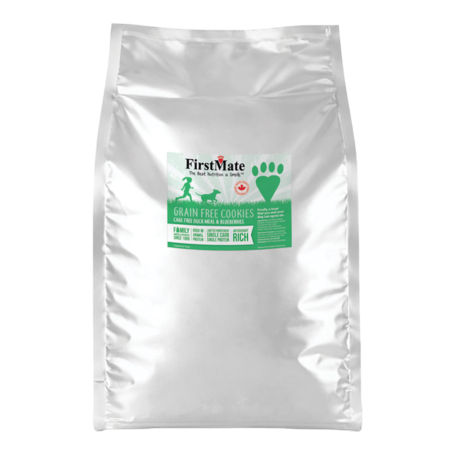FirstMate Grain-Free Duck & Blueberry Dog Treats – Biscuit Style