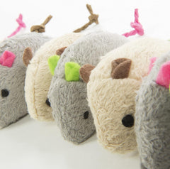 SmartyKat (3 Count) Skitter Critters Catnip Cat Toys - Gray/Cream, 3 Count